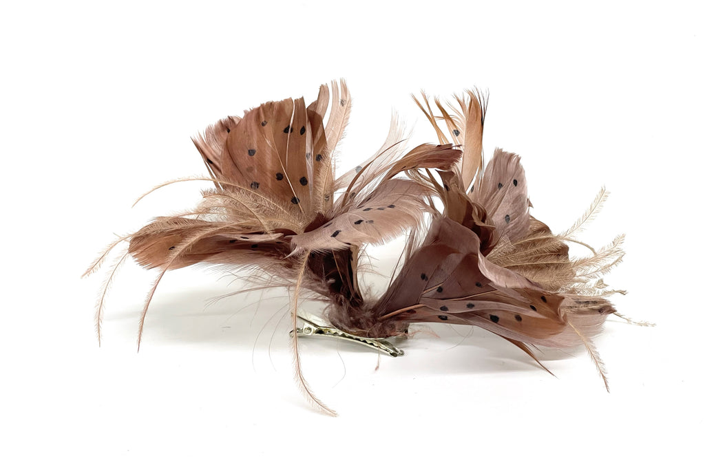 Prendedor Plumas Chocolate