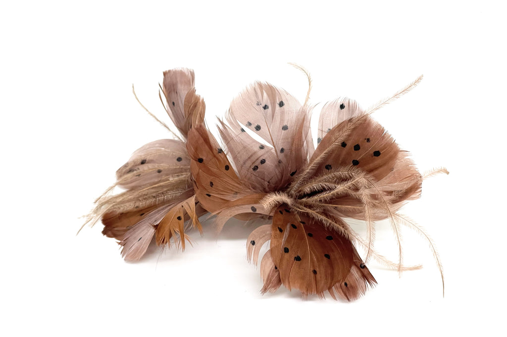 Prendedor Plumas Chocolate