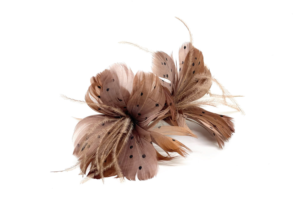 Prendedor Plumas Chocolate